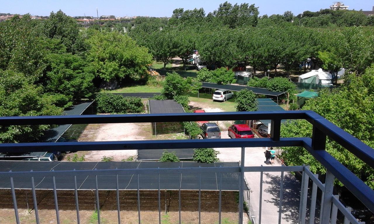 מיסאנו אדריאטיקו B&B - Meuble' - Hotel " Cordiale " מראה חיצוני תמונה