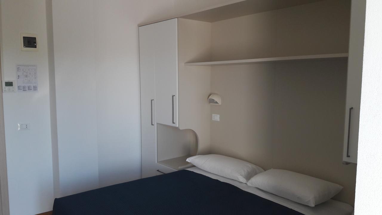 מיסאנו אדריאטיקו B&B - Meuble' - Hotel " Cordiale " מראה חיצוני תמונה